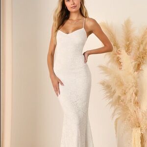 Perfectly
Beloved White Lace Sleeveless Lace-Up
Maxi Dress